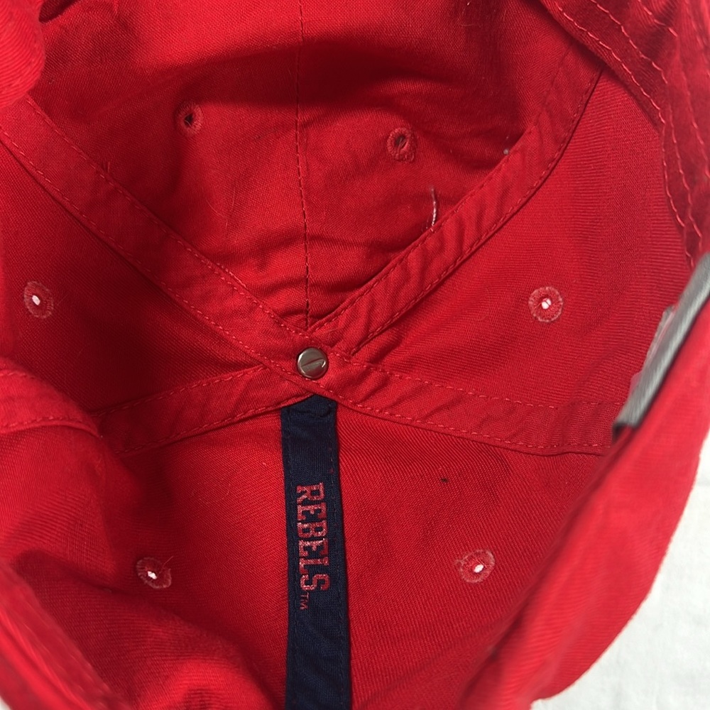 Vintage Red Nike Signed by Houston Nutt Ole Miss Rebels Hat - Picture 9 of 12